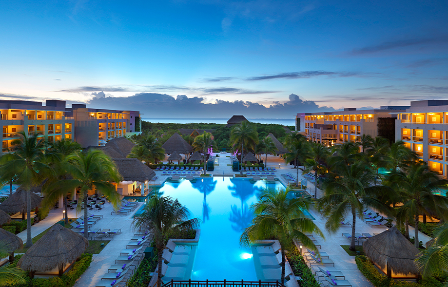 imagén Hotel Meliá Cancun y Playa del Carmen